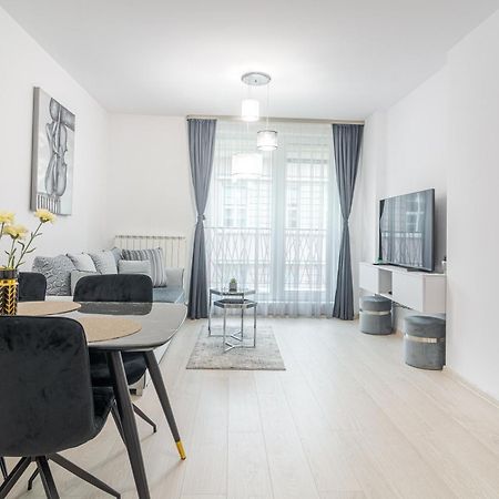 Paris Luxury Top Centre 2Bdr Apt W Work Desk And Wifi Near Nevsky Cathedral 소피아 외부 사진